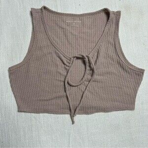 Aeropostale Crop Top Size Medium
